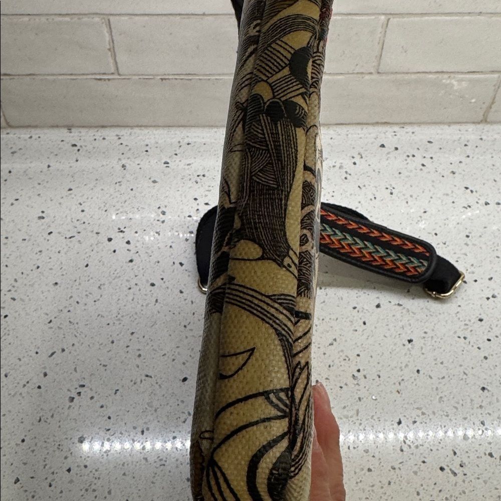 Sakroots Boho Chic Botanical Floral Laptop Case Crossbody Coated Canvas Bag EUC - Picture 9 of 12